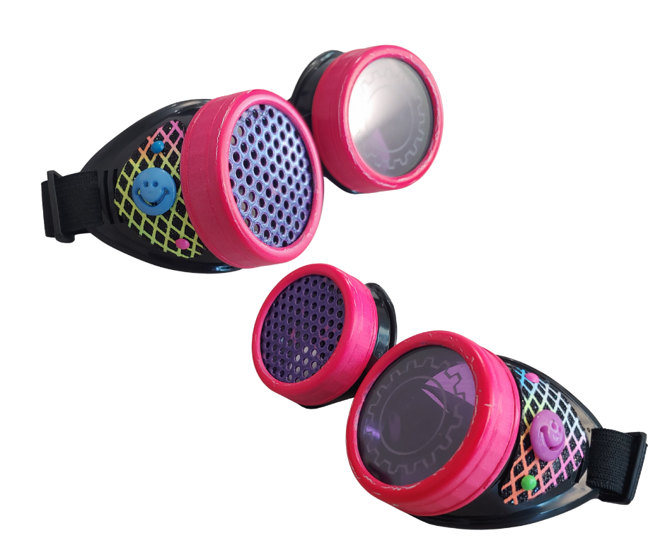 Harley Quinn OOAK Goggles Steampunk Halloween Costume Spikes Bat Red B – Steampunk-Wolf-Kidz
