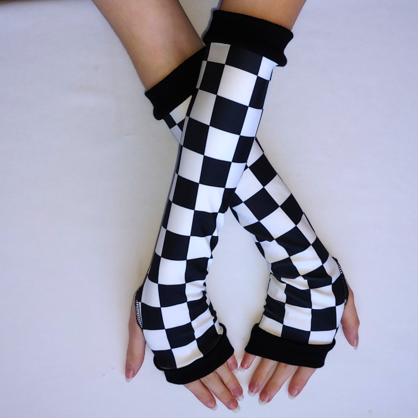 Checkered Arm Warmers Gloves Kids Adults – Steampunk-Wolf-Kidz