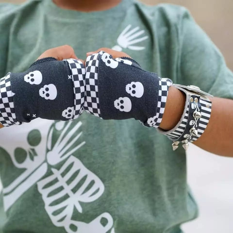 Black Skull And Checks Fingerless Gloves for boys and girls